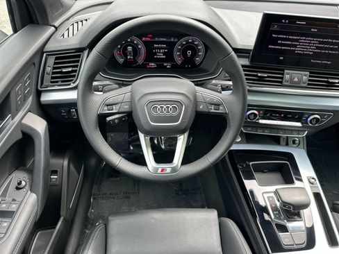 Used 2025 Audi Q5 2.0T Premium Plus w/ Premium Plus Package AWD/4WD image 14