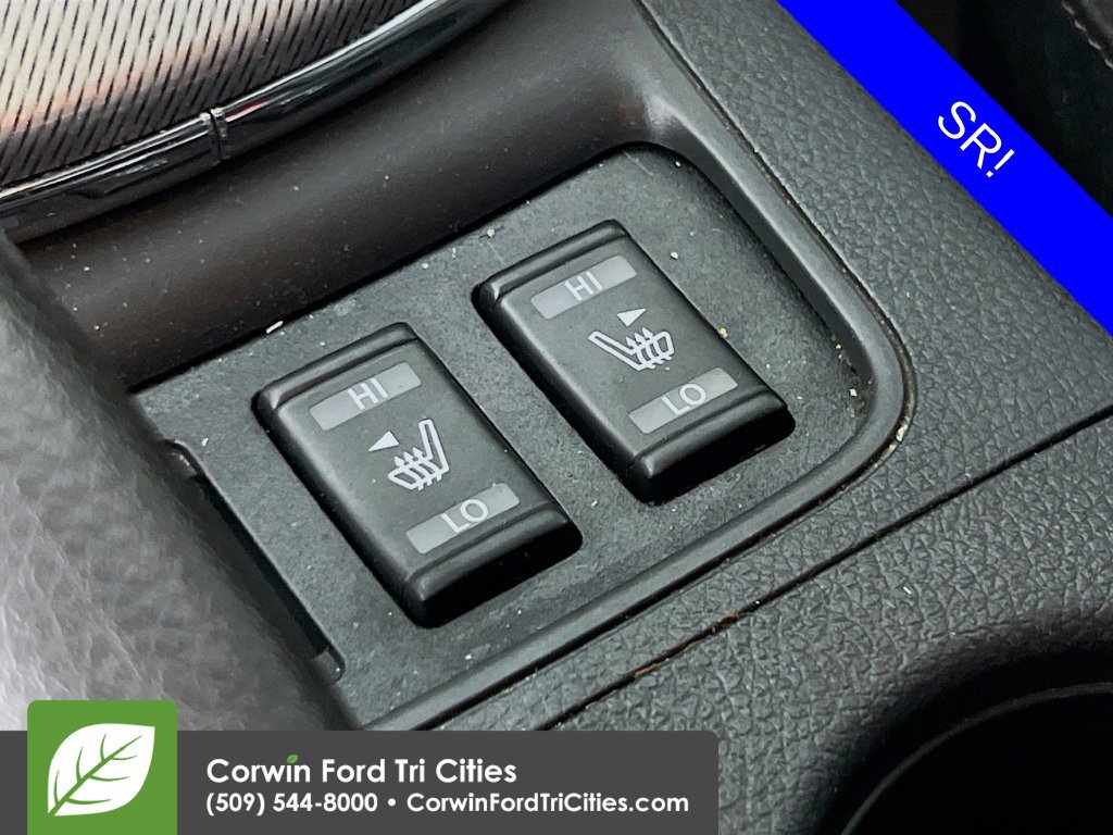 Used 2015 Nissan Sentra SR FWD image 23