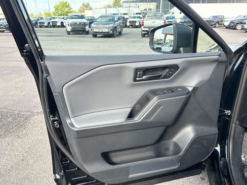 New 2026 Toyota RAV4 XSE w/ Panoramic Sun Roof Package AWD/4WD image 9