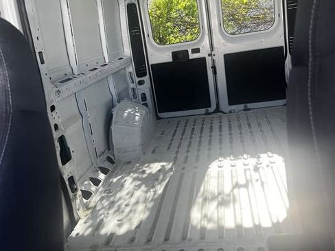 Used 2023 RAM ProMaster 2500 FWD image 6