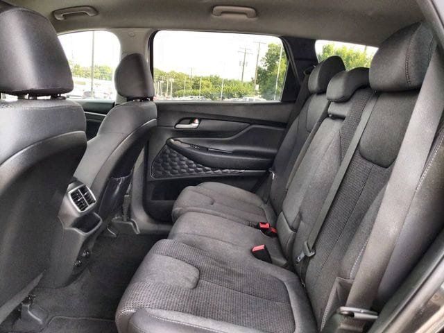 Used 2020 Hyundai Santa Fe SE AWD/4WD image 14