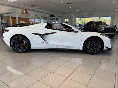 New 2026 Chevrolet Corvette Z06 image 2