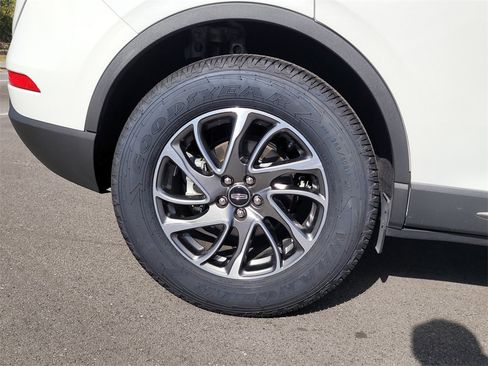 Certified 2022 Lincoln Corsair FWD w/ Equipment Group 101A image 5