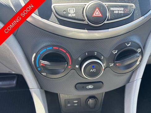 Used 2016 Hyundai Accent SE w/ Option Group 02 FWD image 22