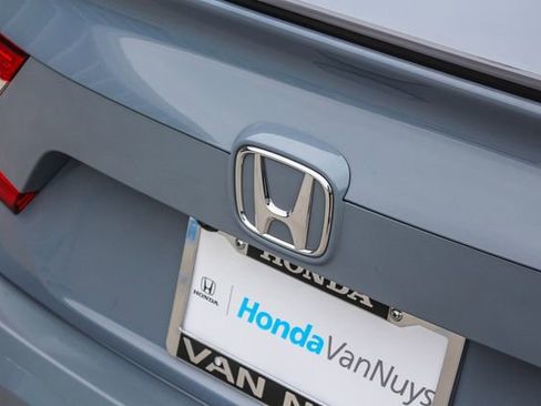 Used 2022 Honda Accord Sport image 11