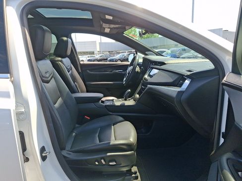 Certified 2022 Cadillac XT5 Premium Luxury AWD/4WD image 21