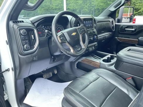 Certified 2022 Chevrolet Silverado 2500 High Country AWD/4WD image 10