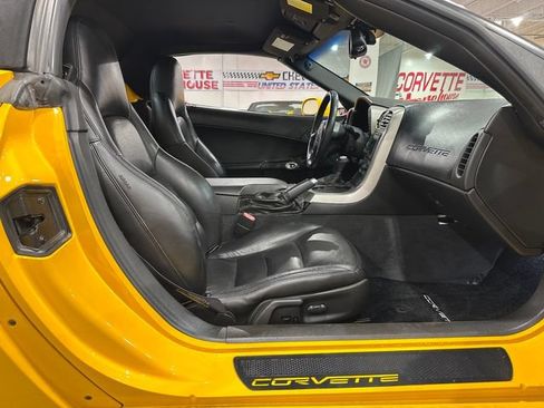 Used 2005 Chevrolet Corvette Convertible w/ Preferred Equipment Group RWD image 10