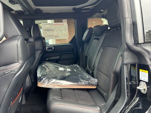 New 2025 Ford Bronco Raptor AWD/4WD image 28