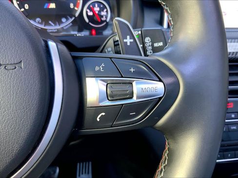 Used 2018 BMW X5 M image 28