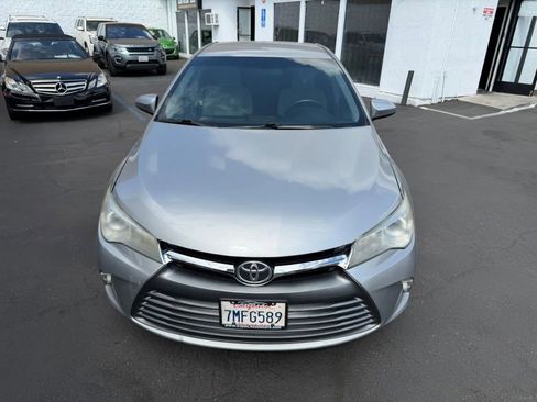Used 2015 Toyota Camry LE FWD image 7