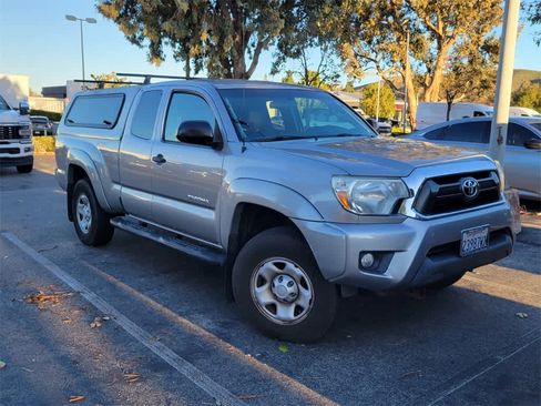 Used 2015 Toyota Tacoma PreRunner image 10