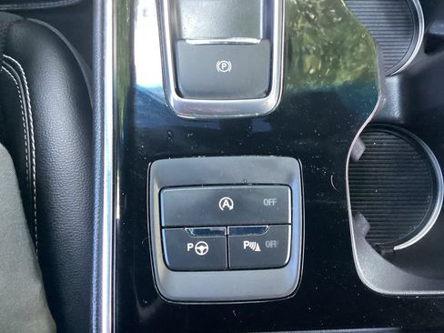 Used 2019 Ford Edge ST w/ Equipment Group 401A AWD/4WD image 64