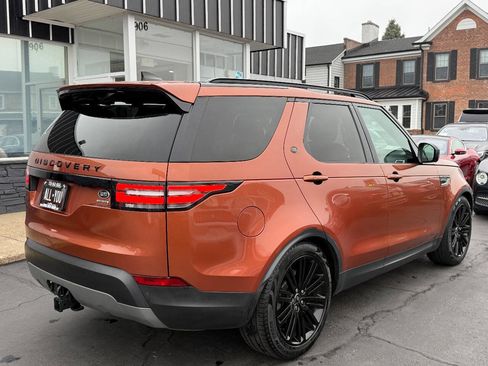 Used 2017 Land Rover Discovery HSE AWD/4WD image 7