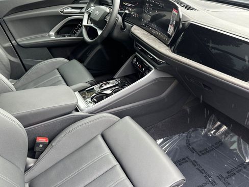 New 2025 Audi Q5 Premium Plus image 15