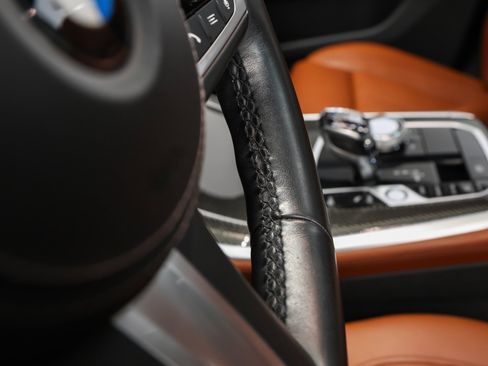 Used 2022 BMW X5 M50i w/ Executive Package image 40