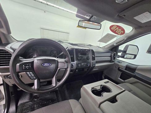 Used 2018 Ford F350 XL w/ Power Equipment Group image 14