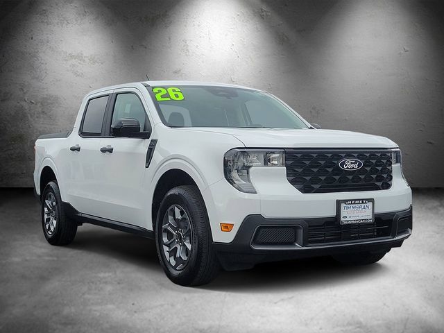 Used 2026 Ford Maverick XLT w/ XLT Luxury Package AWD/4WD image 2