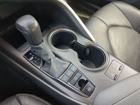 Used 2023 Toyota Camry XSE image 25