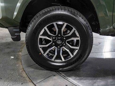 Certified 2021 Toyota Tacoma TRD Sport w/ TRD Premium Sport Package RWD image 9