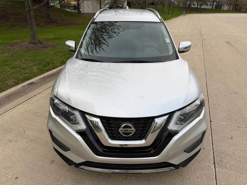 Used 2019 Nissan Rogue SV AWD/4WD image 17