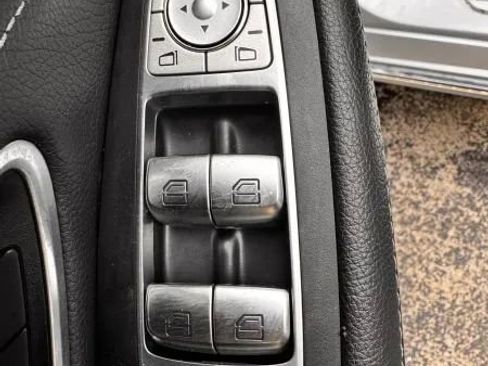 Used 2015 Mercedes-Benz C 300 4MATIC Sedan image 42