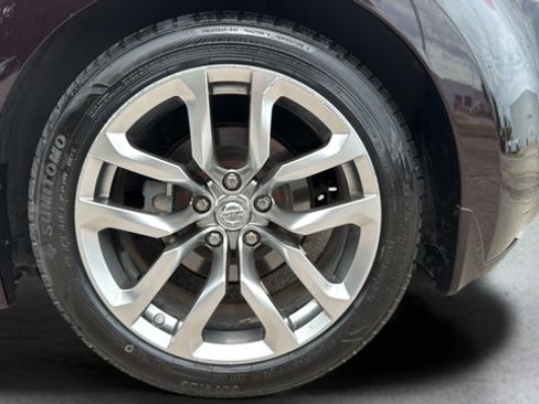 Used 2010 Nissan 370Z Touring RWD image 41
