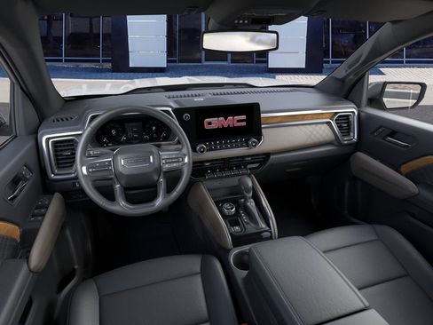New 2026 GMC Canyon Denali AWD/4WD image 15