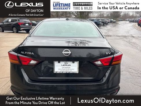 Used 2024 Nissan Altima 2.5 SV image 4