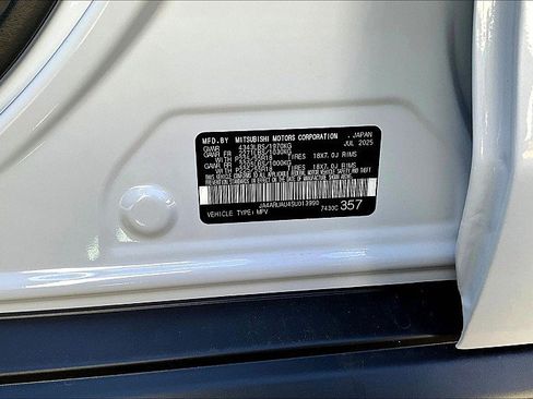 New 2025 Mitsubishi Outlander Sport ES image 9