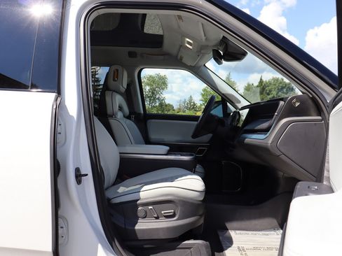 Used 2024 Rivian R1S Adventure Quad AWD/4WD image 23