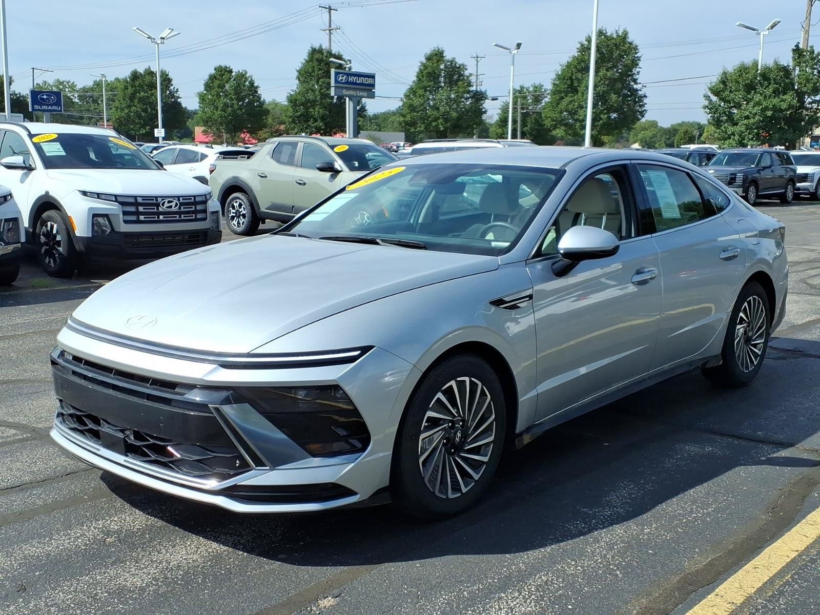 New 2025 Hyundai Sonata SEL FWD image 3