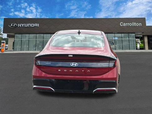 New 2026 Hyundai Sonata SEL FWD image 7