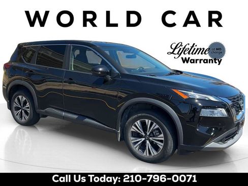 Used 2022 Nissan Rogue SV FWD image 1