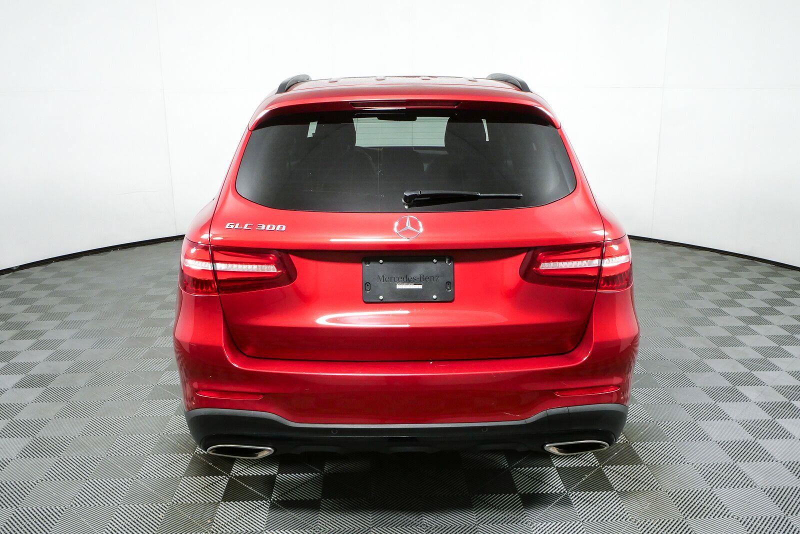 Used 2019 Mercedes-Benz GLC 300 image 28