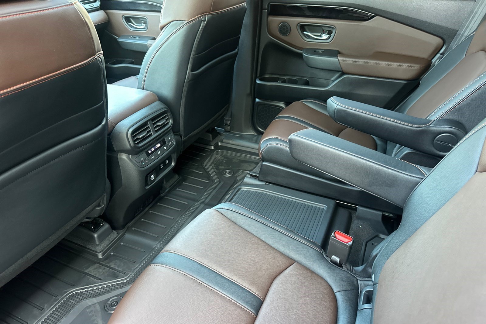 New 2026 Honda Pilot TrailSport image 28