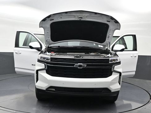 Used 2024 Chevrolet Suburban RST RWD image 37