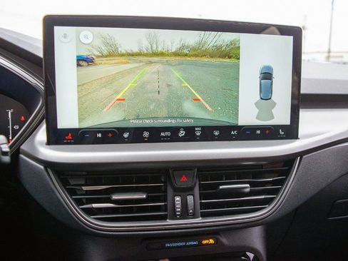 Used 2024 Ford Escape Base image 26