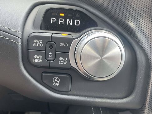 Used 2025 RAM 1500 Limited AWD/4WD image 26