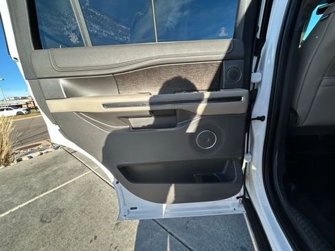 Used 2019 Ford Expedition Limited w/ Special Edition Package image 27
