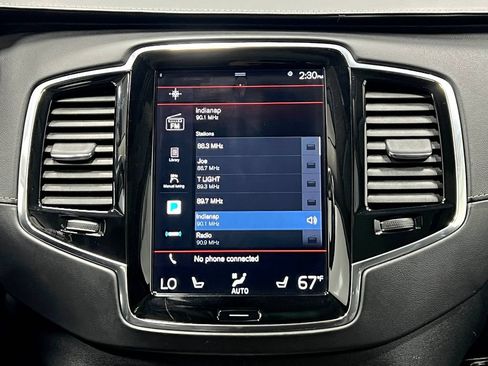 Used 2017 Volvo XC90 T8 Inscription w/ Vision Package AWD/4WD image 26