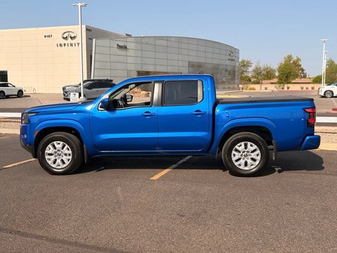 Certified 2024 Nissan Frontier SV w/ SV Convenience Package RWD image 3