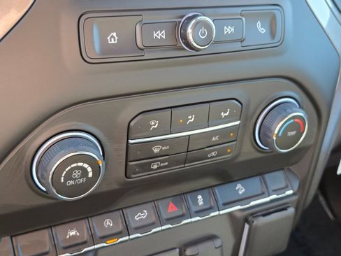 Used 2025 Chevrolet Silverado 1500 Custom Trail Boss image 22