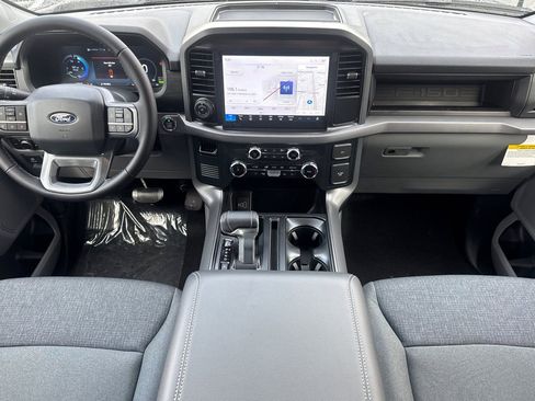 New 2025 Ford F150 Lightning XLT image 12