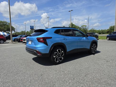 New 2026 Chevrolet Trax RS w/ Driver Confidence Package FWD image 4