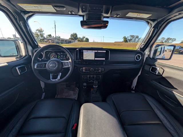 Used 2024 Jeep Wrangler High Altitude AWD/4WD image 12