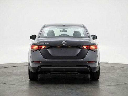 Used 2025 Nissan Sentra SV FWD image 7