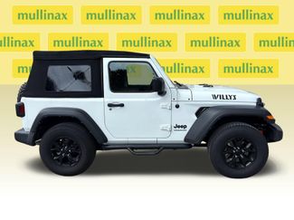 Used 2022 Jeep Wrangler Sport AWD/4WD video 2