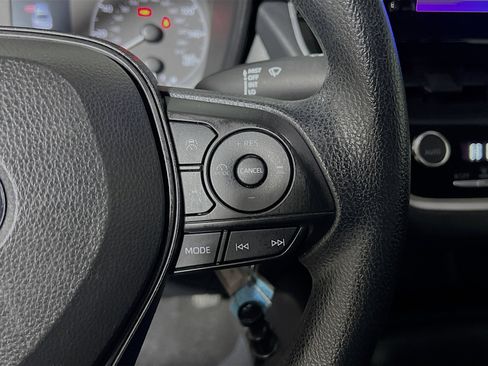 Used 2023 Toyota Corolla LE image 20