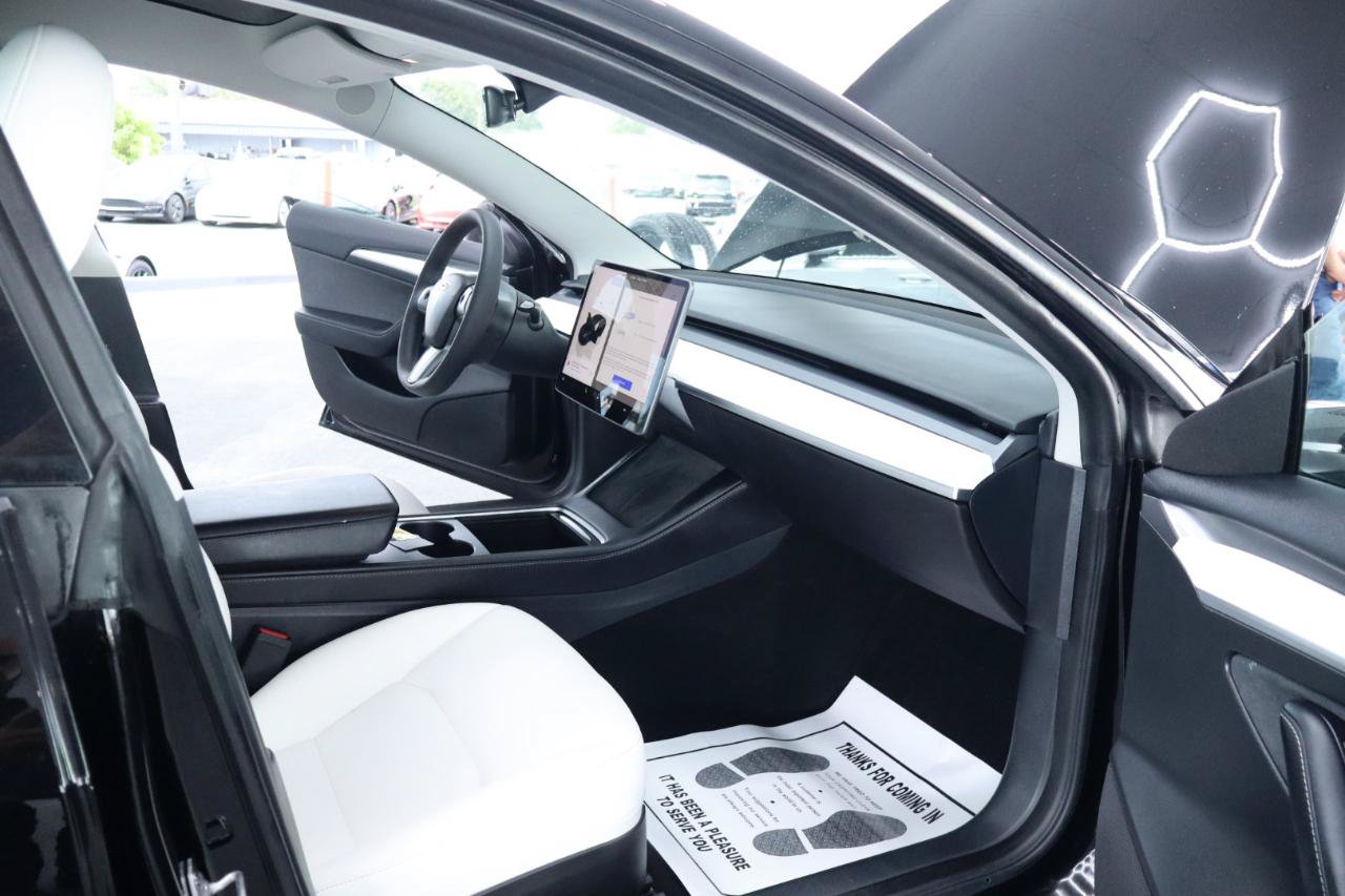 Used 2023 Tesla Model 3 Standard Range RWD image 34